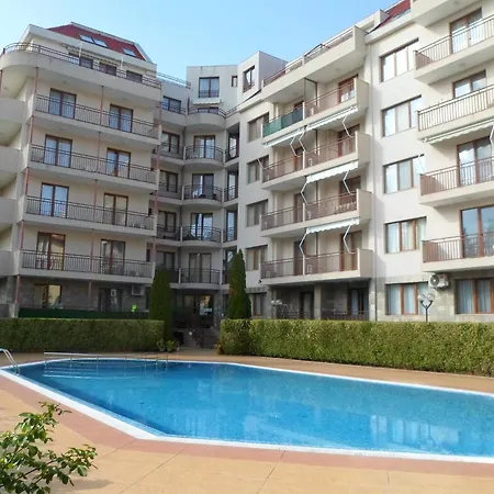 Le Summer Breeze * Slantchev Briag