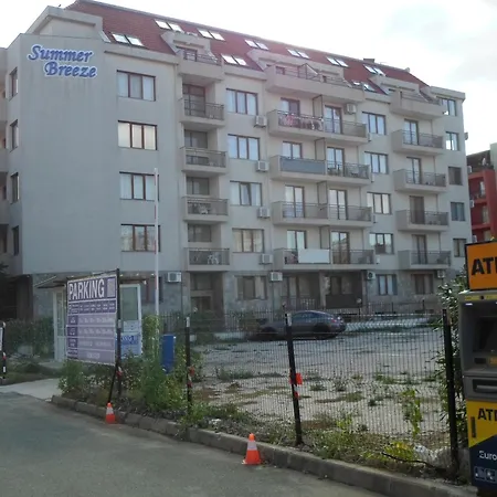 Апартамент Le Summer Breeze Слънчев бряг
